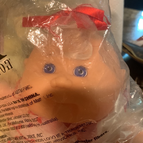 Cabbage patch doll - Picture 2 of 5